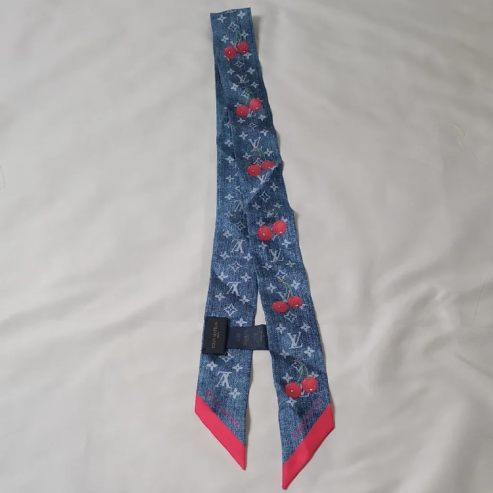Louis Vuitton Blue and Red Silk Scarf - Picture 1 of 3